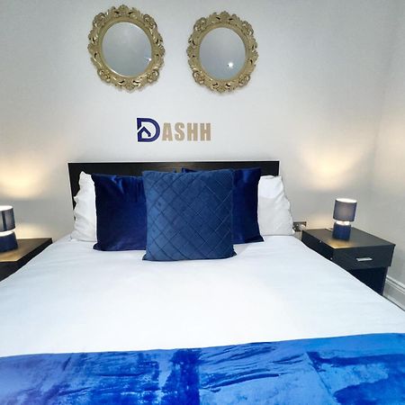 Charming 3-Bed Flat In Shepherds Bush - Sleeps 9 London Kültér fotó