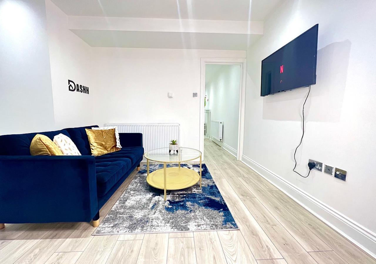 Charming 3-Bed Flat In Shepherds Bush - Sleeps 9 London Kültér fotó